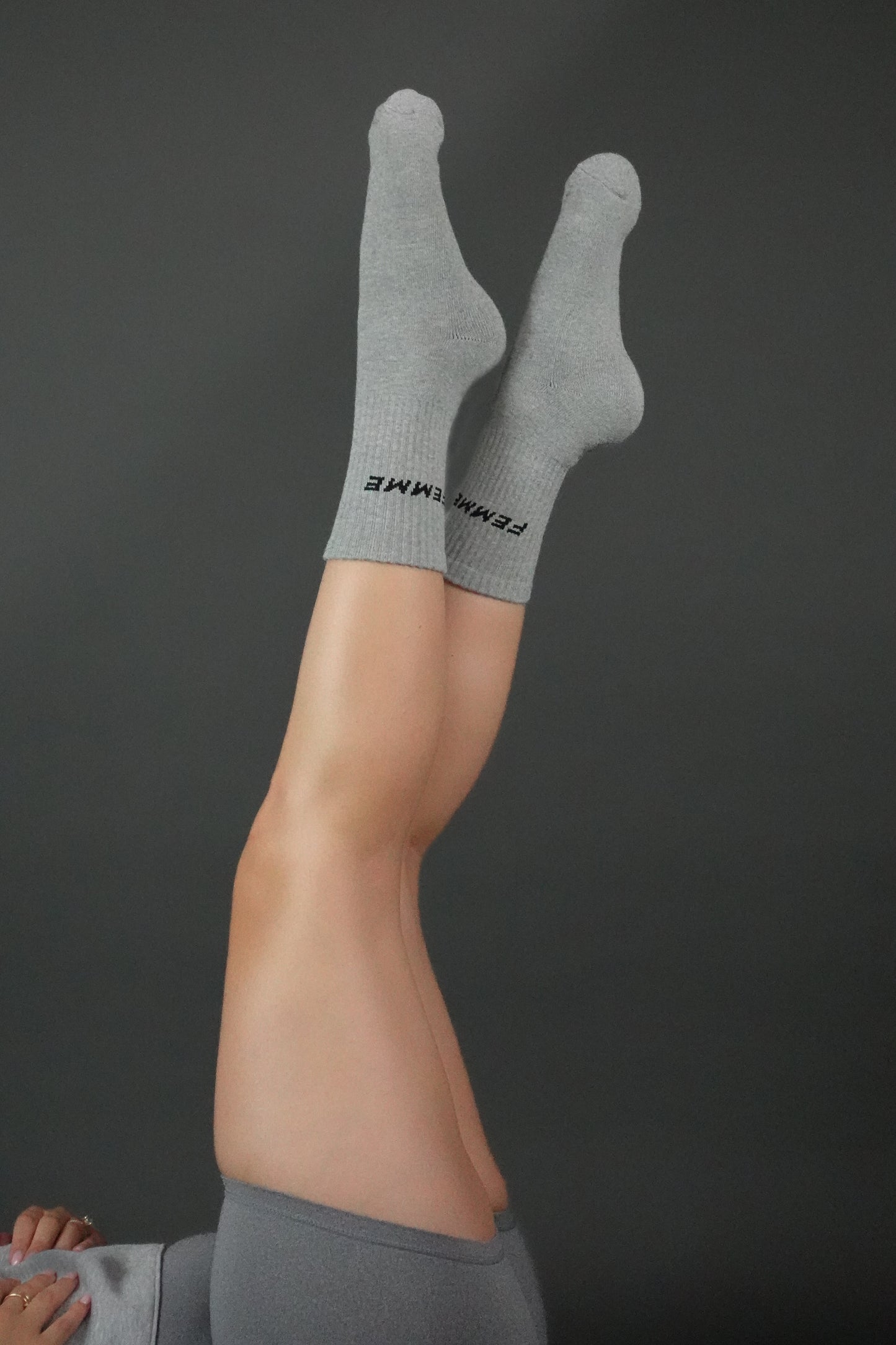 FEMME FIT SOCKS - GREY