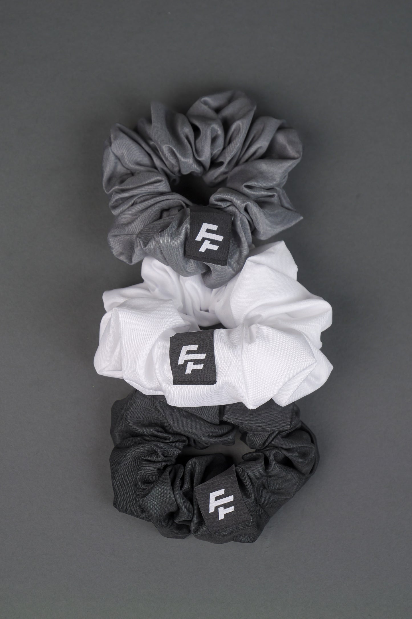 FF SCRUNCHIE SET